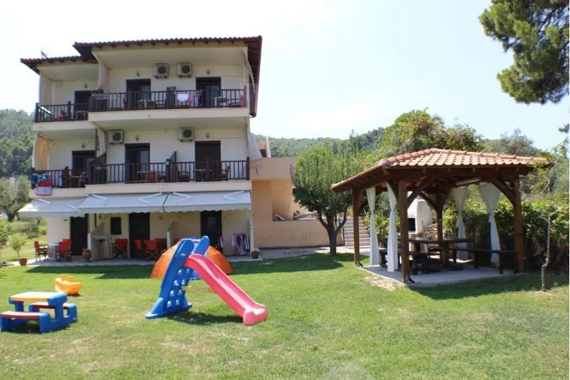 Vila Zisios Studios