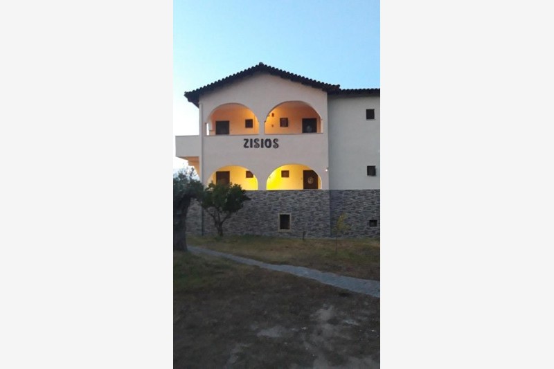 Vila Zisios Studios thumbnail 5