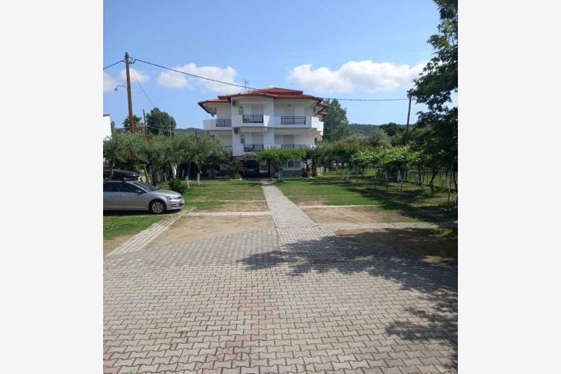 Villa Badis thumbnail 2