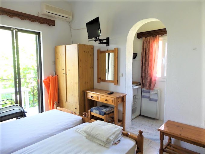 Zacharias Studios thumbnail 13