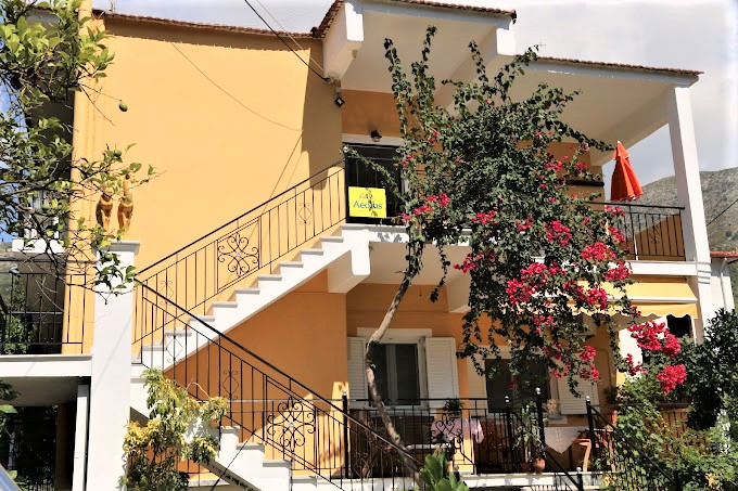 Zacharias Studios thumbnail 16