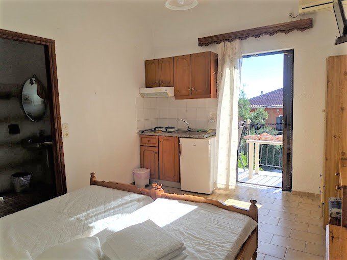 Zacharias Studios thumbnail 21