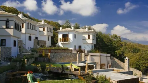 12 Months Luxury Resort - 2