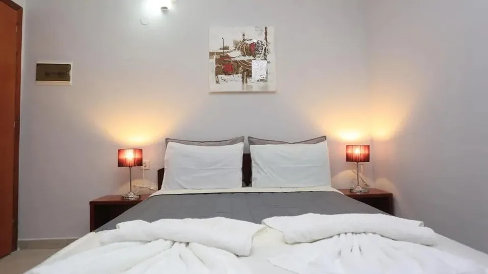 One Bedroom Apartment