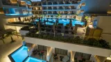 Akasha Beach Hotel & Spa - 4