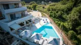 Alboro Seaside Suites - 2