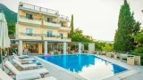 Aliki - 4