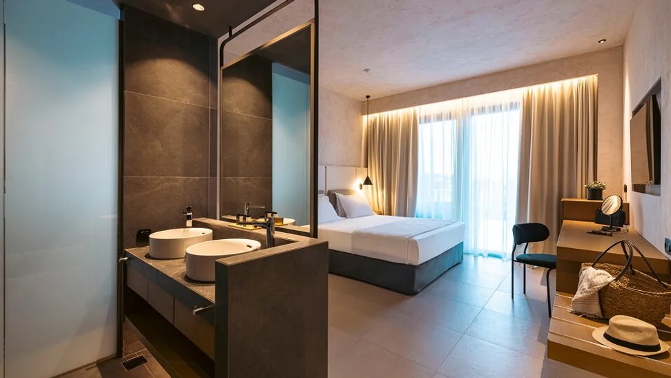 Superior Rooms With Balcony