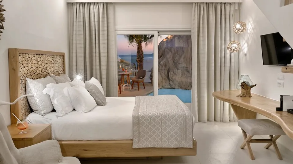 Exclusive Maisonette with Private Pool