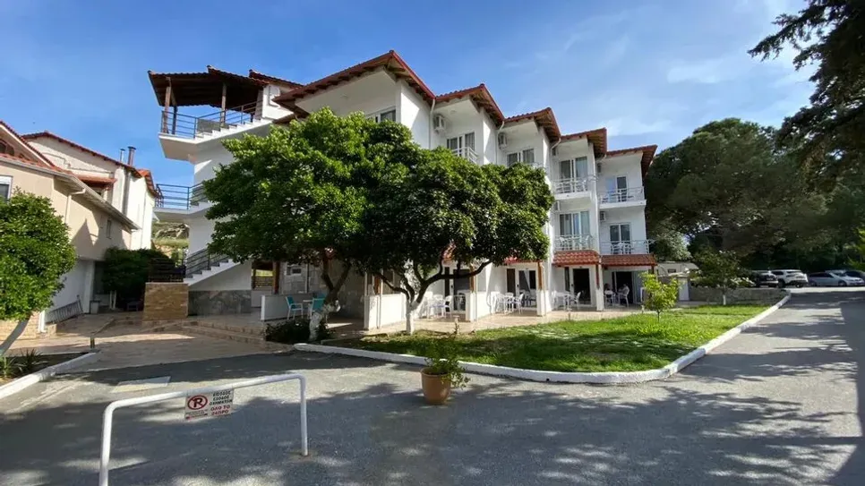 Angelina Hotel