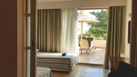 Junior Suite Side Sea View