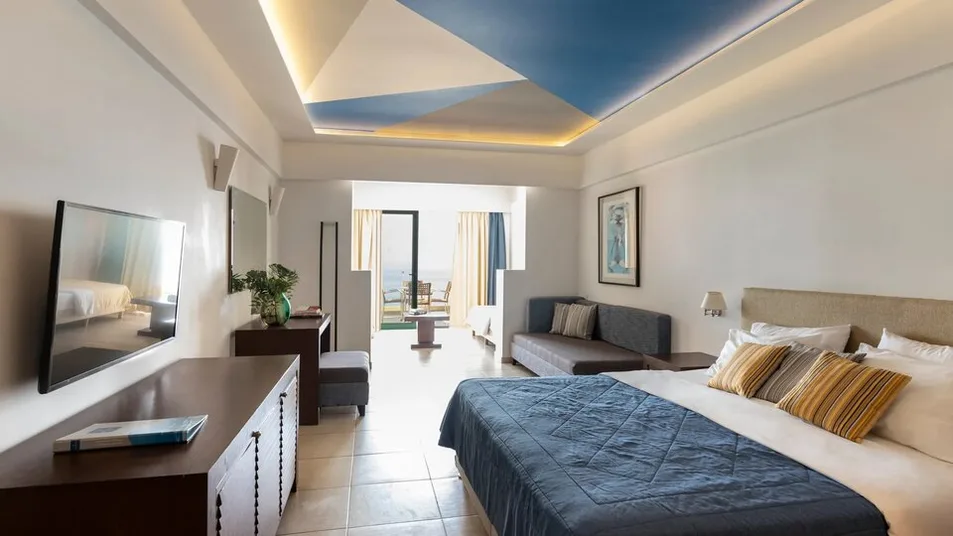 Deluxe Family Room Sea View