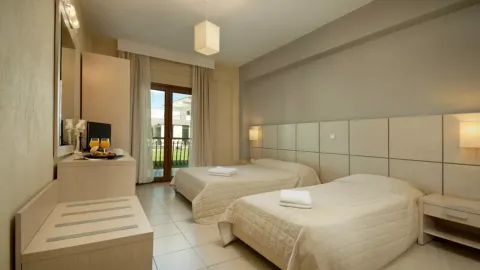 Triple room