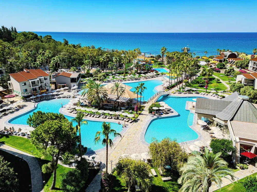 Arum Barut Collection