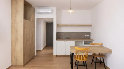 One Bedroom Apartment Side Sea View