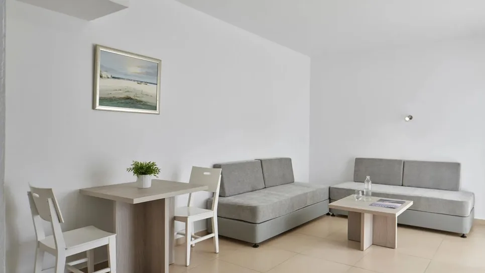 One Bedroom Apartment Private Pool