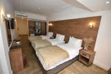 Aurasia Beach Hotel - 3