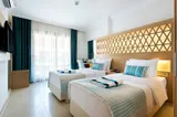 Aurasia Design Hotel - 4
