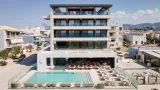 Avant Blue Boutique Hotel - 1