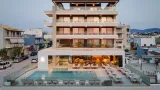 Avant Blue Boutique Hotel - 2