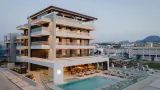 Avant Blue Boutique Hotel - 3