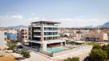 Avant Blue Boutique Hotel - 4