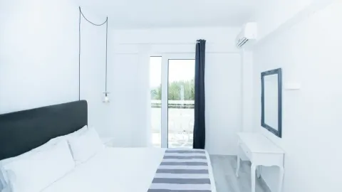 Classic Room Garden View