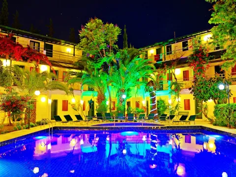 Bleu Nuit Hotel - 3