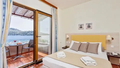 Double Room Upper Floor Sea View
