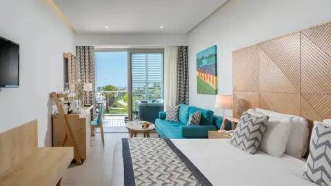 Junior Suite Balcony Jacuzzi