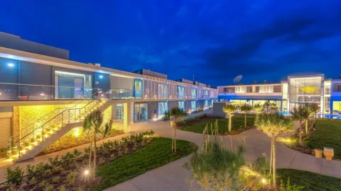 Blue Lagoon Palace - 2