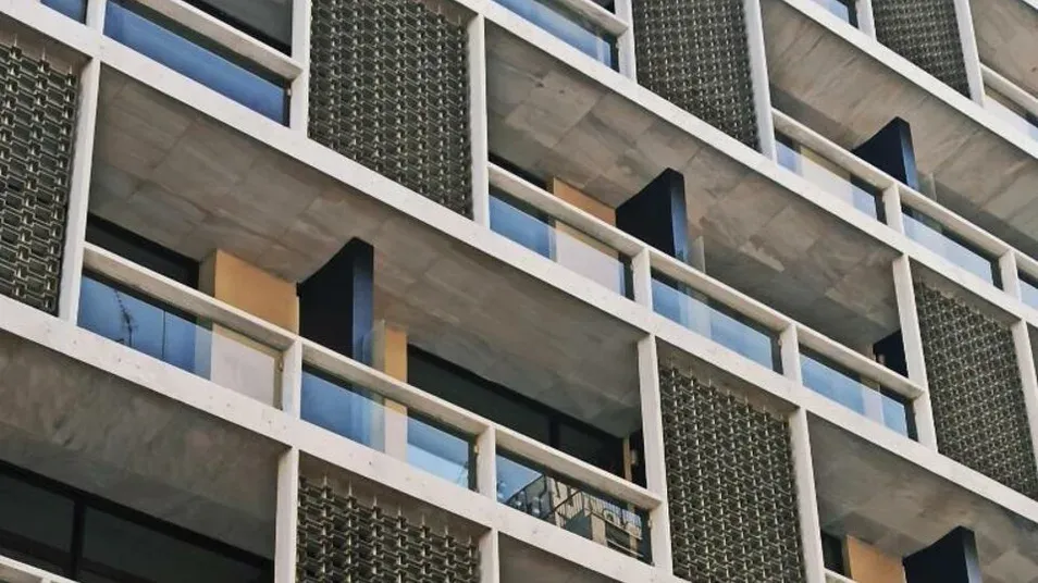 Brown Acropol