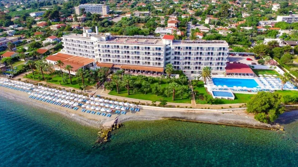 Calamos Beach Family Club