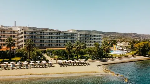 Calamos Beach Family Club - 2
