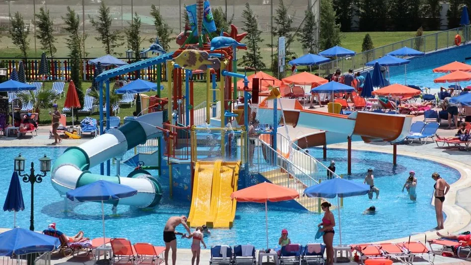 Caretta Beach Resort & WaterPark - 4