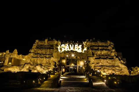 Caves Beach Resort - 4