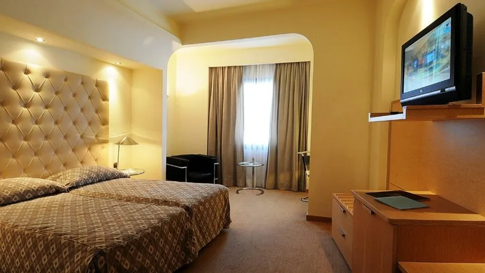 Club Hotel Loutraki - 3