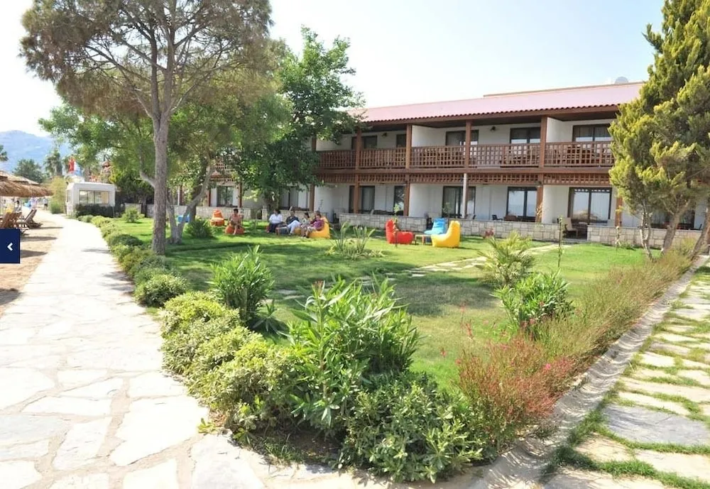 Club Marma Hotel