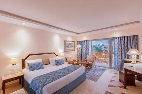 Apartman sa terasom i pogledom na more