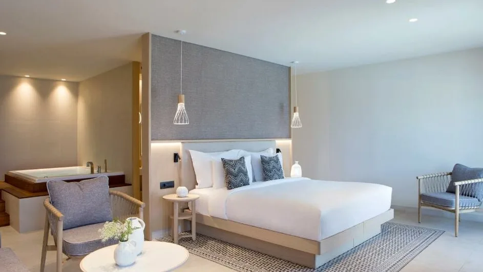 Panoramic One Bedroom Suite SV Priv. Pool&Jacuzzi