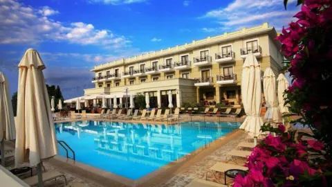 Danai Hotel