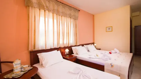 Triple room