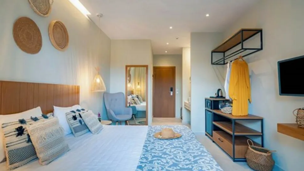 Deluxe Room for up to 3 persons