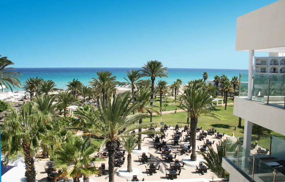El Mehdi Beach