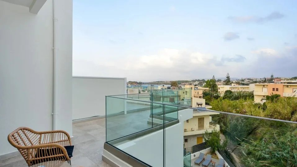 Deluxe Room with Sea View