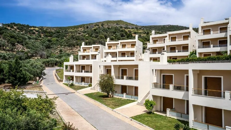 Evia Hotel & Suites - 5