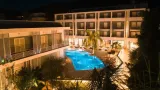 Flisvos Royal Hotel & Suites - 2