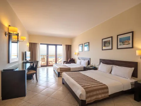 Premium soba sa pogledom na more – West Bay (samo za odrasle 16+)
