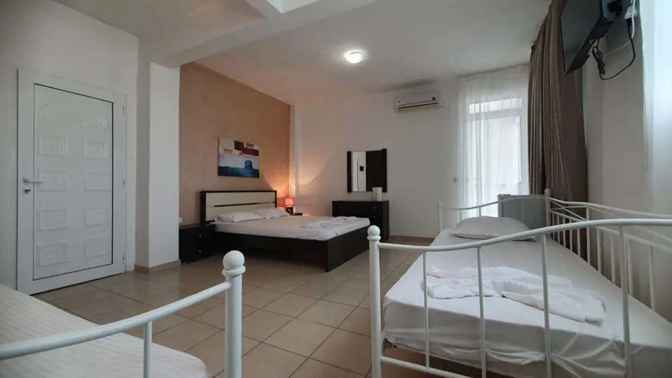 Standard room for up to 4 persons