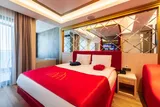 Granada Luxury Red - 3